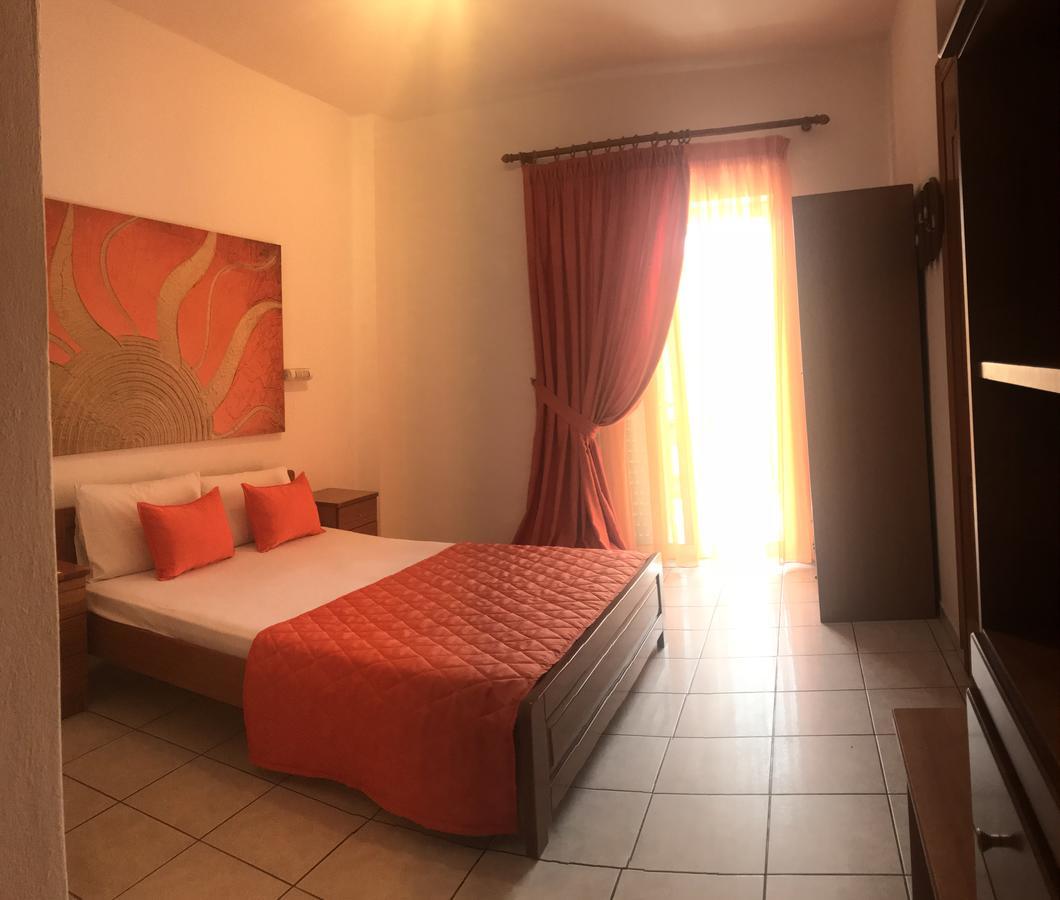Stella Rooms Néos Marmarás Exterior foto